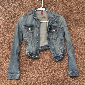 Cropped jean jacket